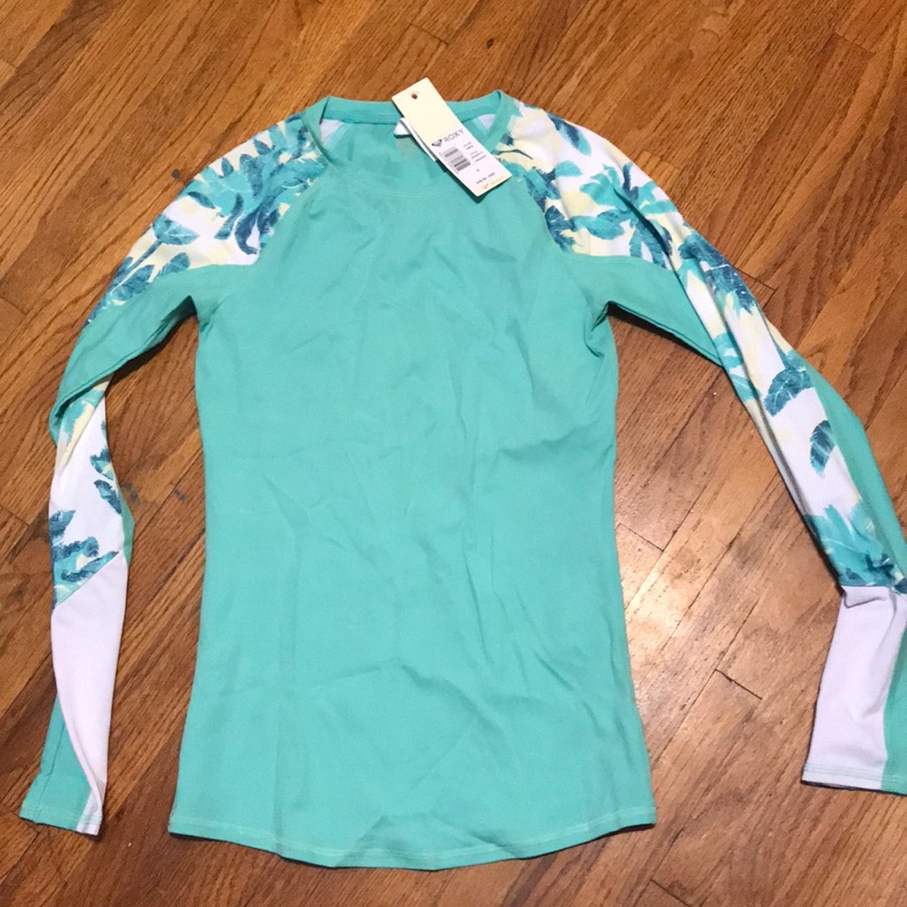 Roxy rash guard